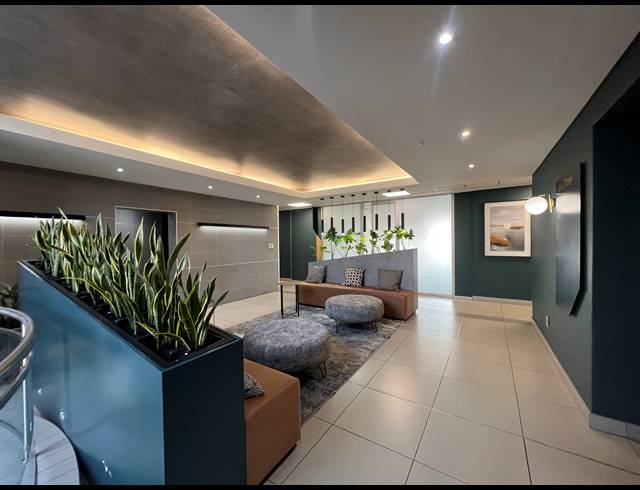 57M² OFFICE TO LET IN HYDE PARK